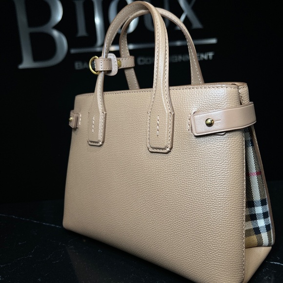 Small Beige Banner Tote - Picture 6 of 11